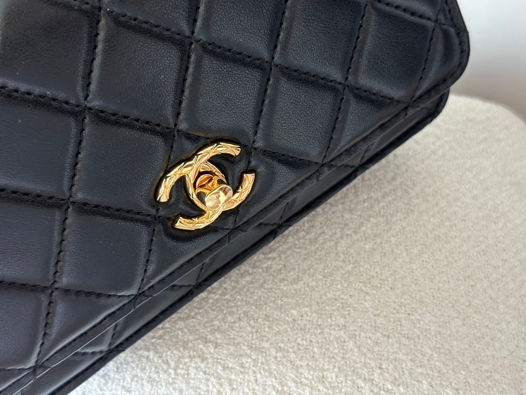 3 colors Fashionable croissant bag