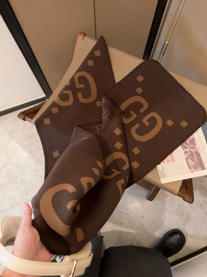 Classic GG Jacquard Reversible Scarf - Fashion