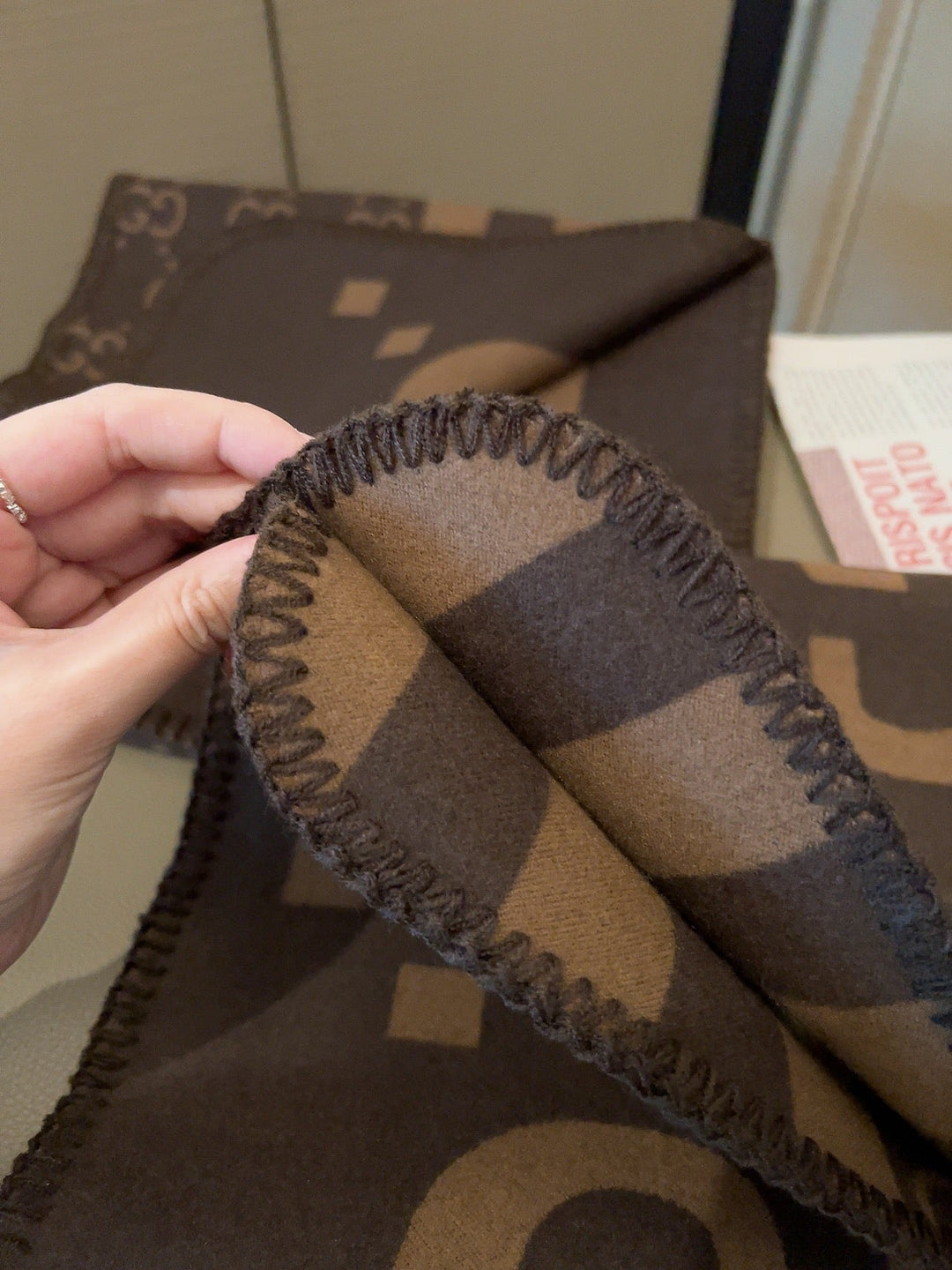 Classic GG Jacquard Reversible Scarf - Fashion