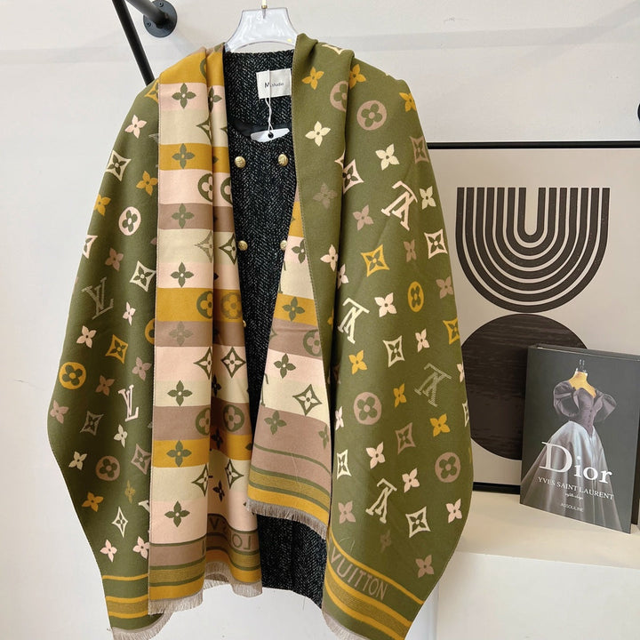 four-leaf clover color autumn and winter scarf