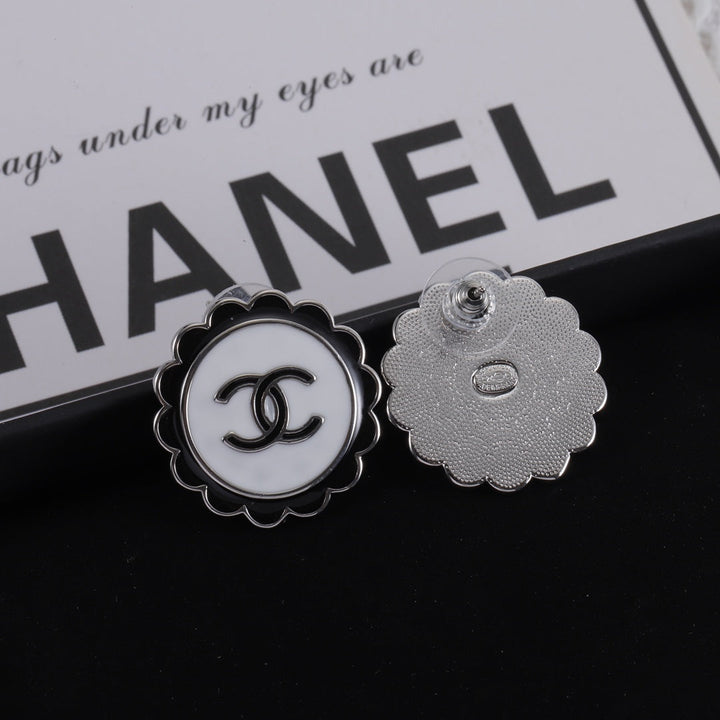 two colors circle earrings