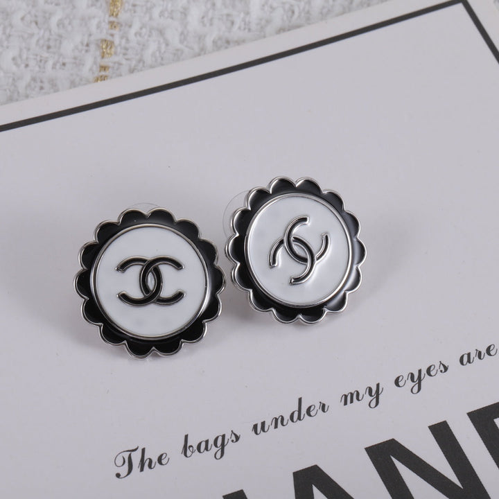two colors circle earrings