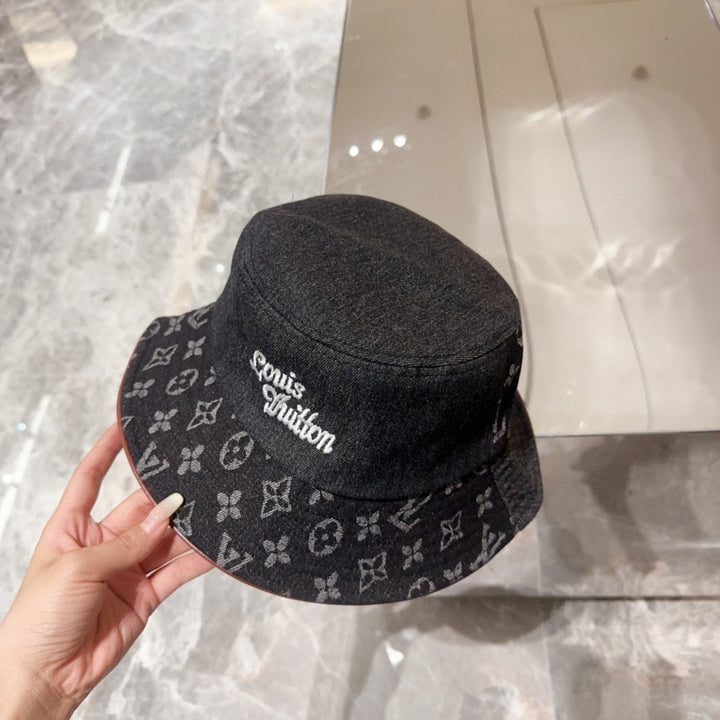 new four-leaf clover embroidery fisherman hat