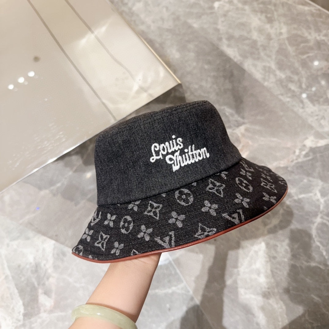 new four-leaf clover embroidery fisherman hat