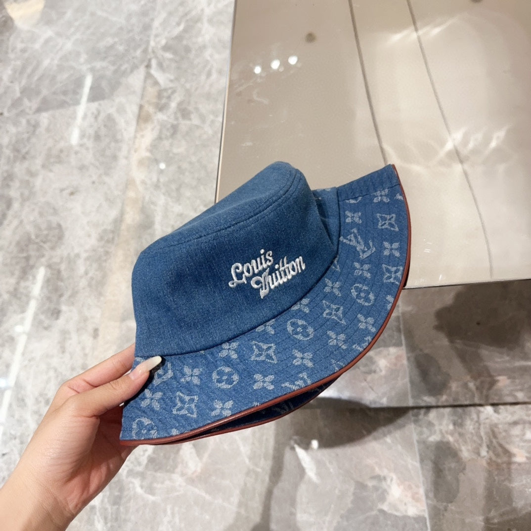 new four-leaf clover embroidery fisherman hat