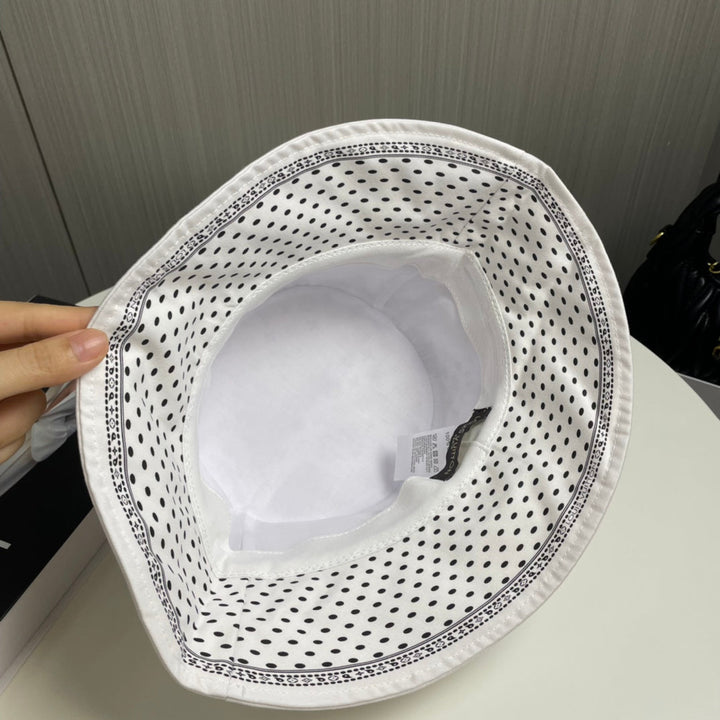 new four-leaf clover spotted fisherman hat