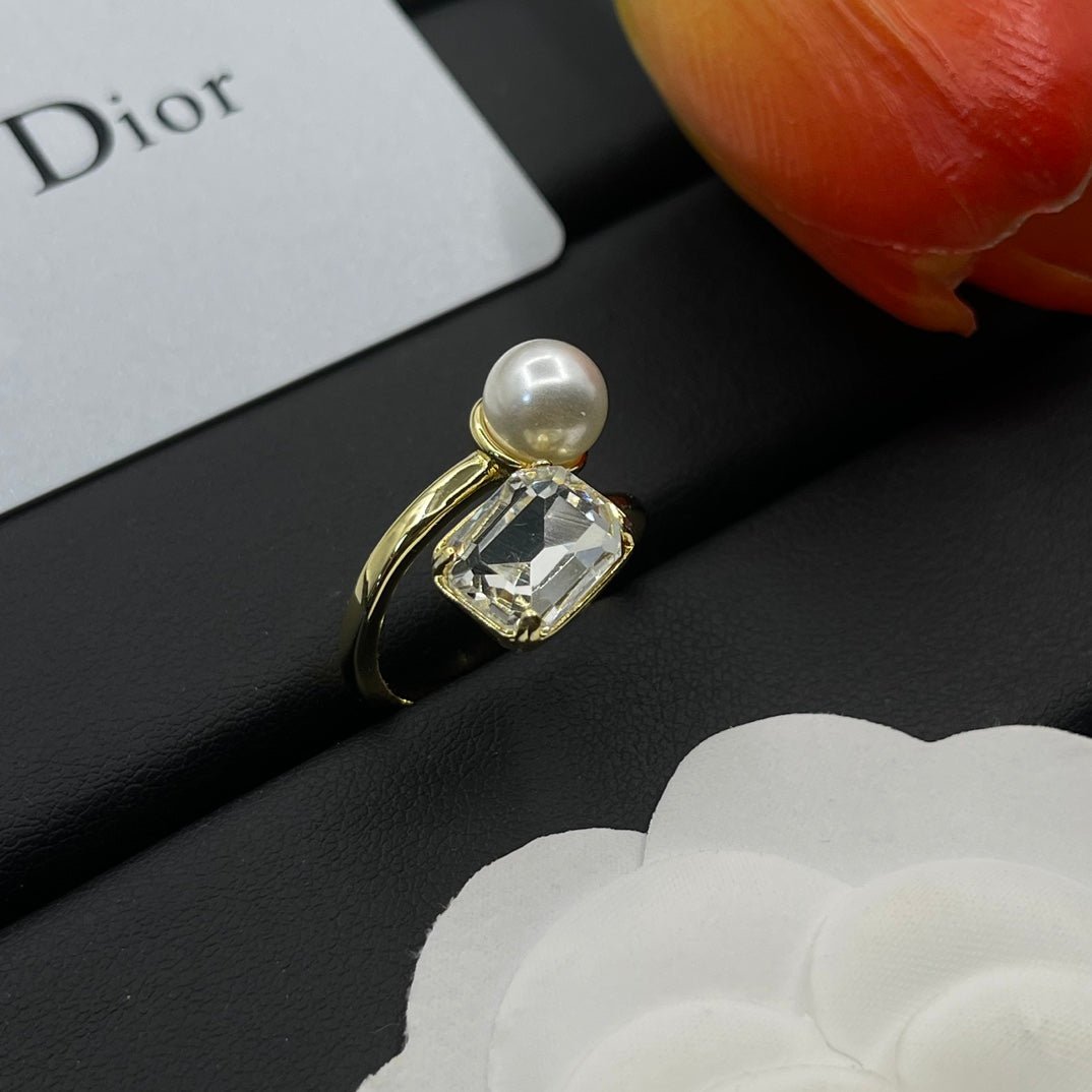 Luxury CD irregular opening ring