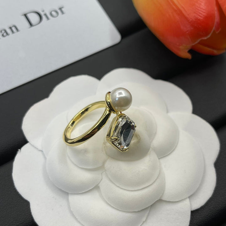 Luxury CD irregular opening ring