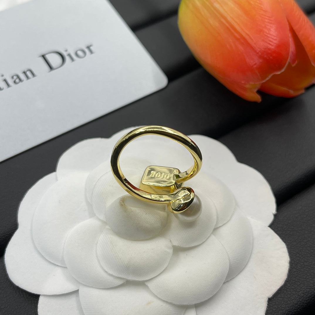 Luxury CD irregular opening ring