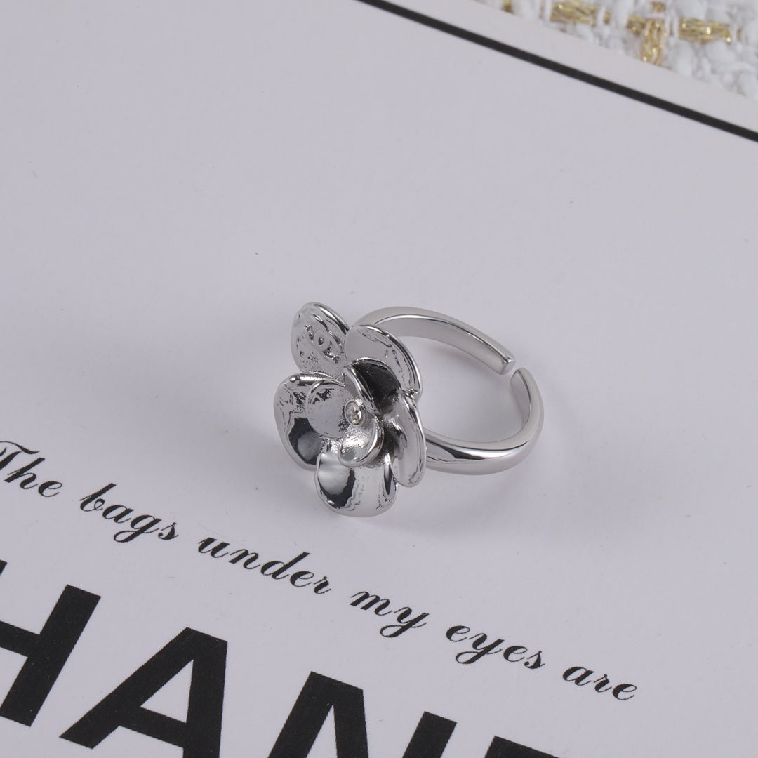 Fashion Camellia Open End Ring