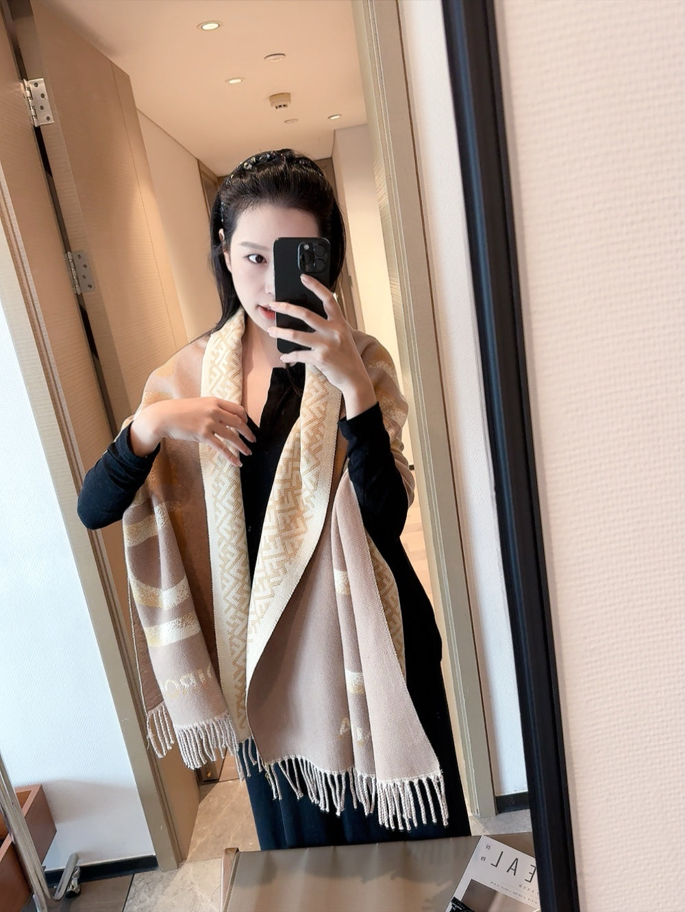 new FF cashmere double-sided scarf