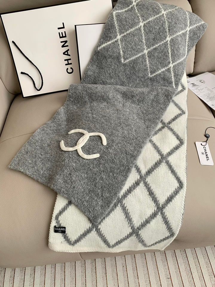 Premium 24b knitted scarf cashmere