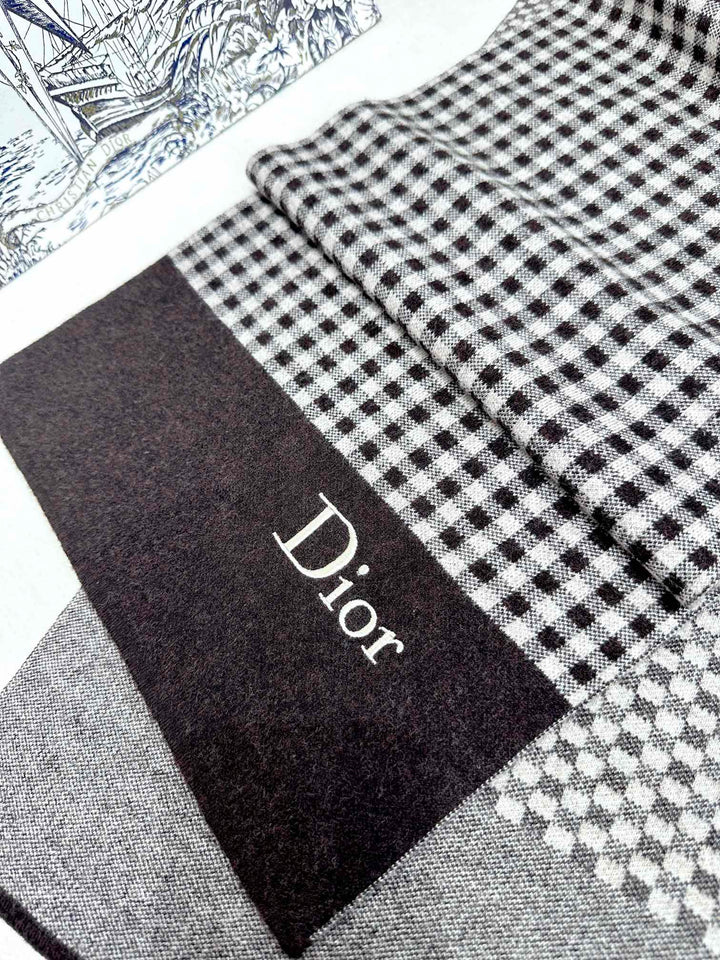 classic thousand birds check fall and winter scarf