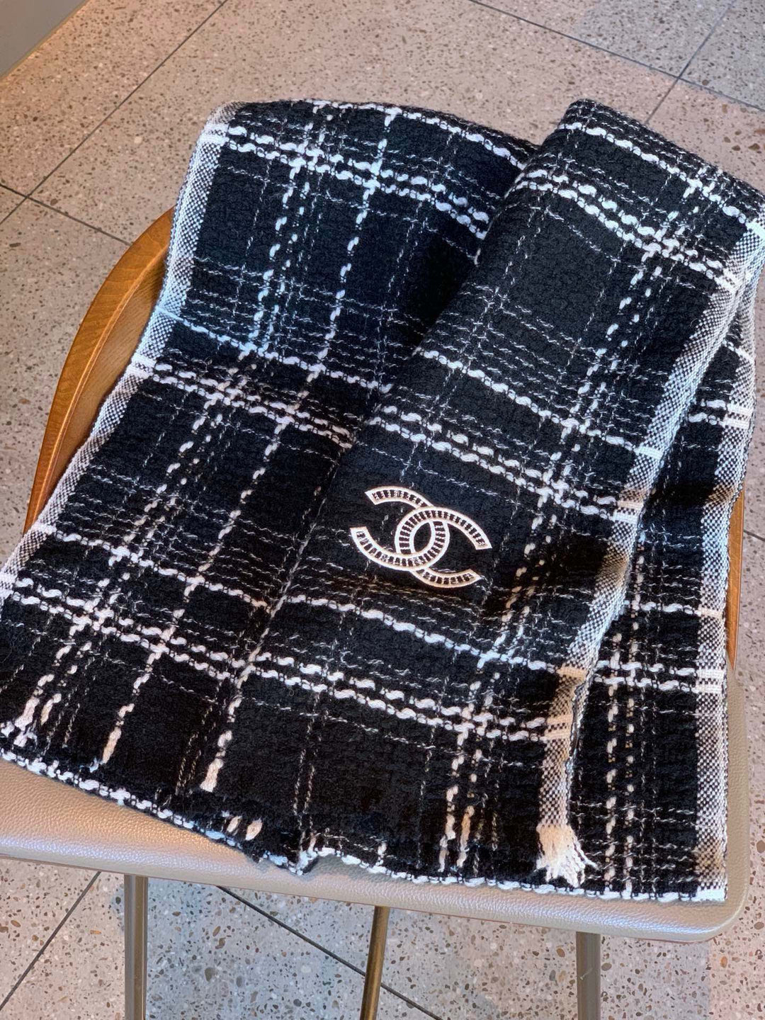 Fashion CC Knitting Plaid Shawl