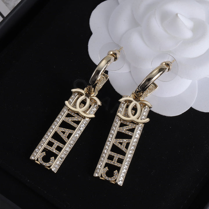 fashion CD letter hollow earrings