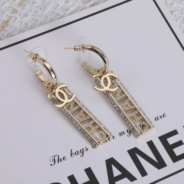 fashion CD letter hollow earrings