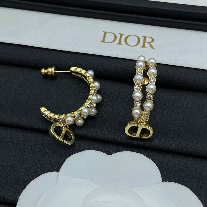 Fashion CD Pearl Earrings