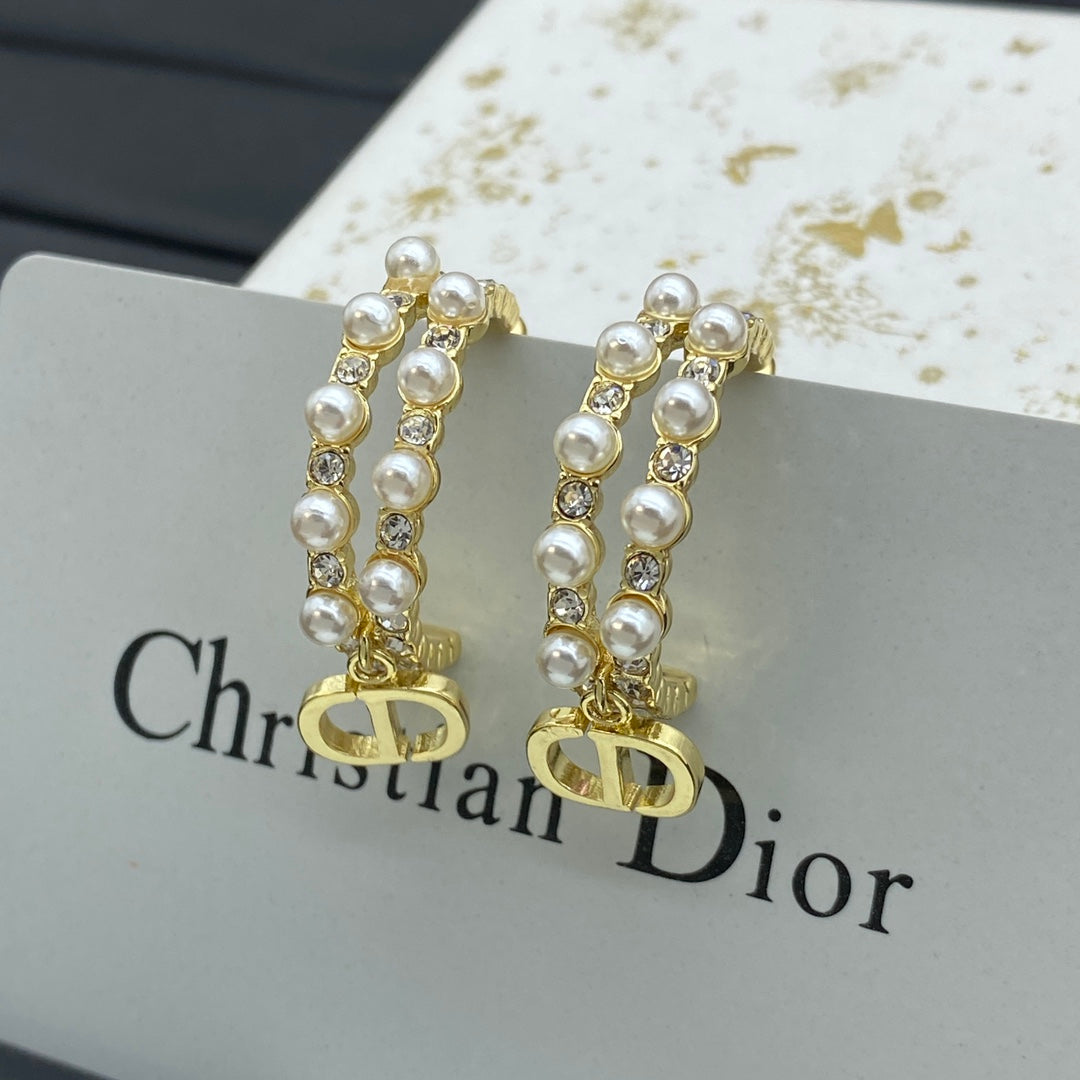 Fashion CD Pearl Earrings