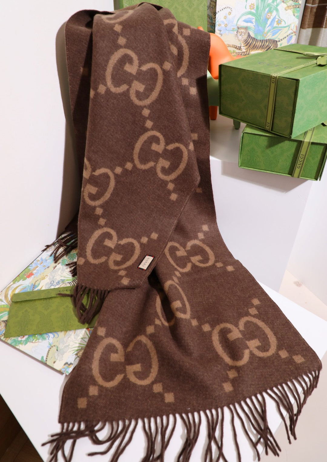 Classic GG double-sided jacquard tassel scarf