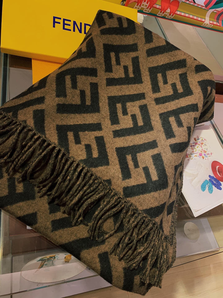 Classic FF Letters Jacquard Fringe Scarf