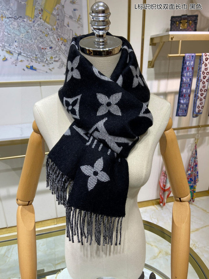 classic four-leaf clover weaving pattern double-sided long scarf
