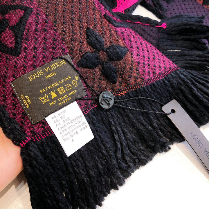 Classic CC versatile cashmere shawl