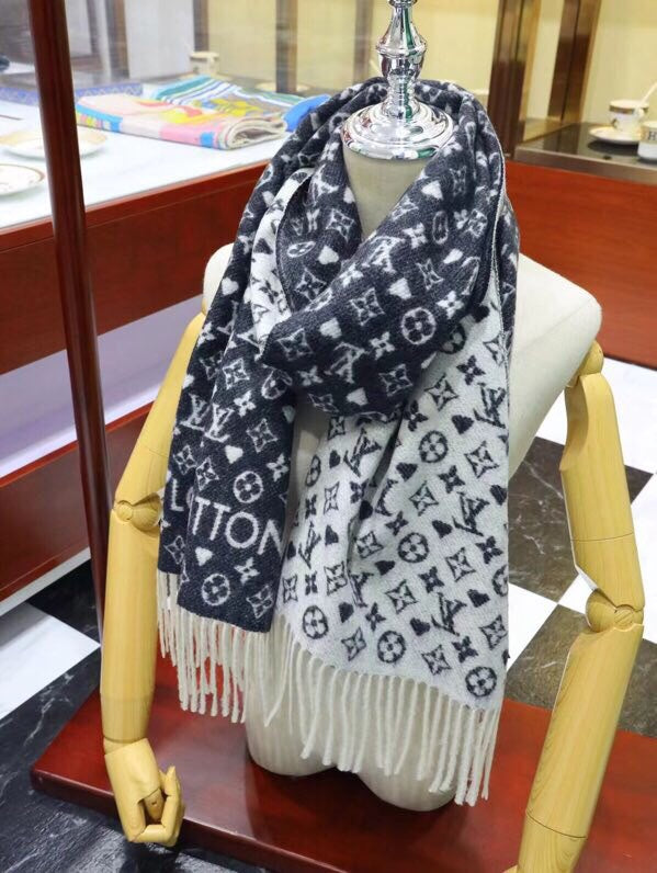 Classic Clover Limited Edition Series Cashmere Scarf