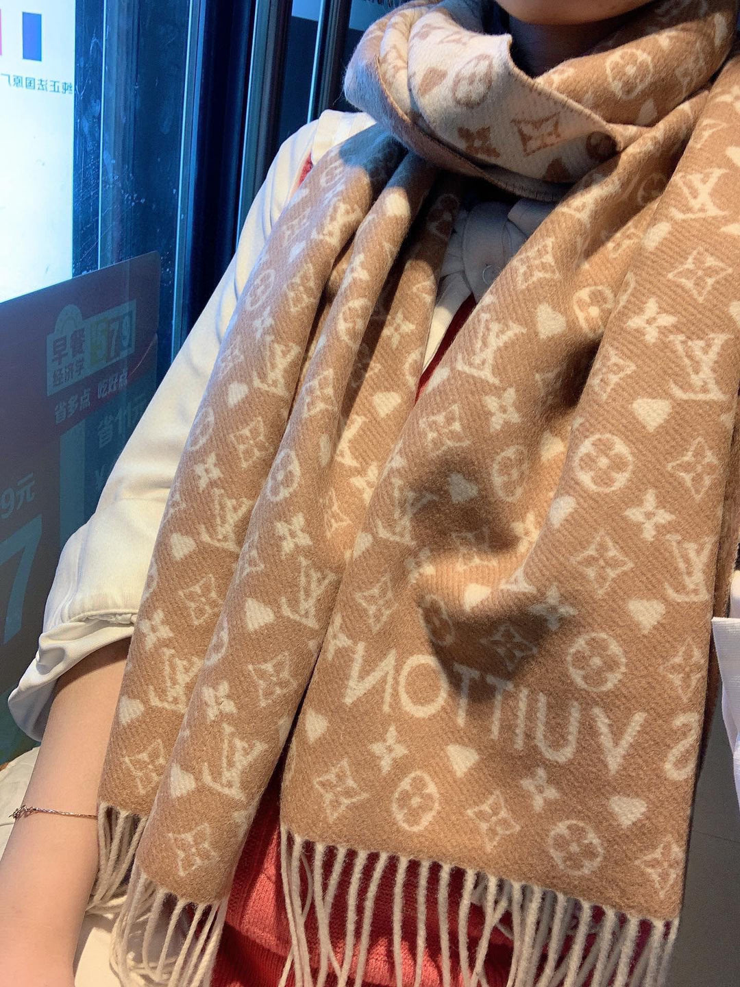 Classic Clover Limited Edition Series Cashmere Scarf