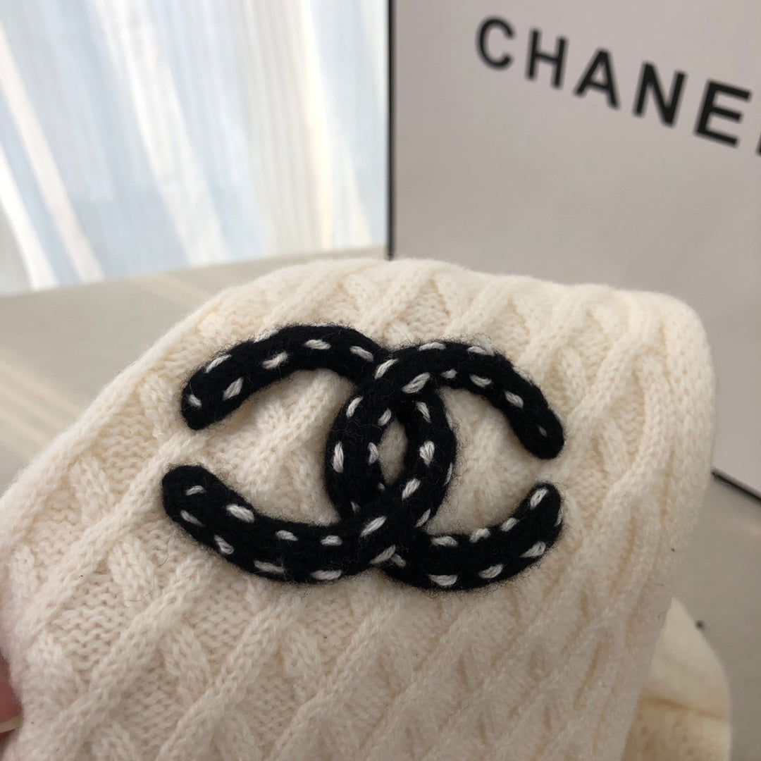 Fashion CC knitted cashmere scarf