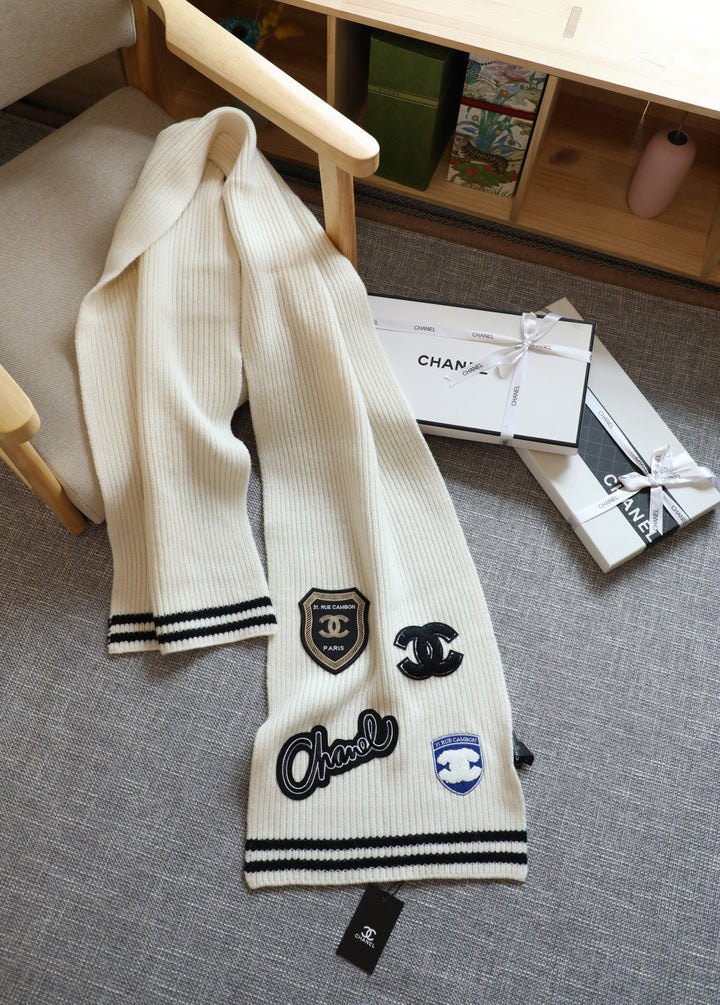 Fashion CC Stamp Knitted Scarf