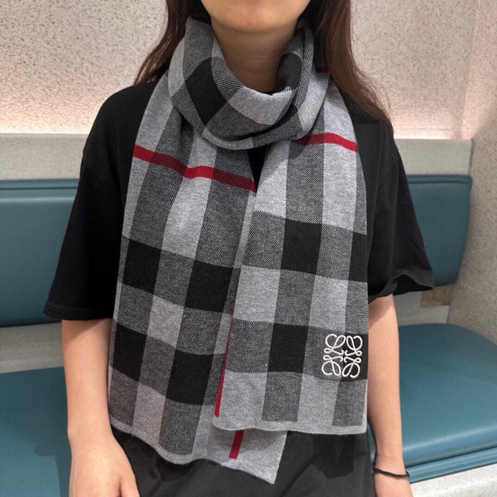 Fashion CC Stamp Knitted Scarf