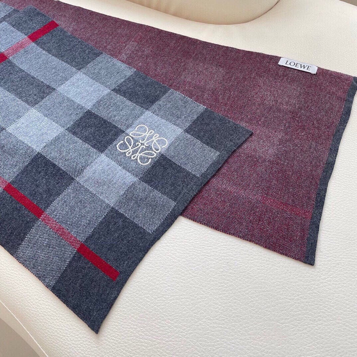 Fashion CC Stamp Knitted Scarf