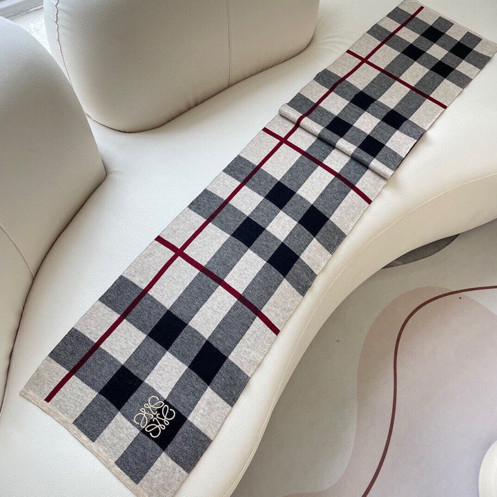 Fashion CC Stamp Knitted Scarf