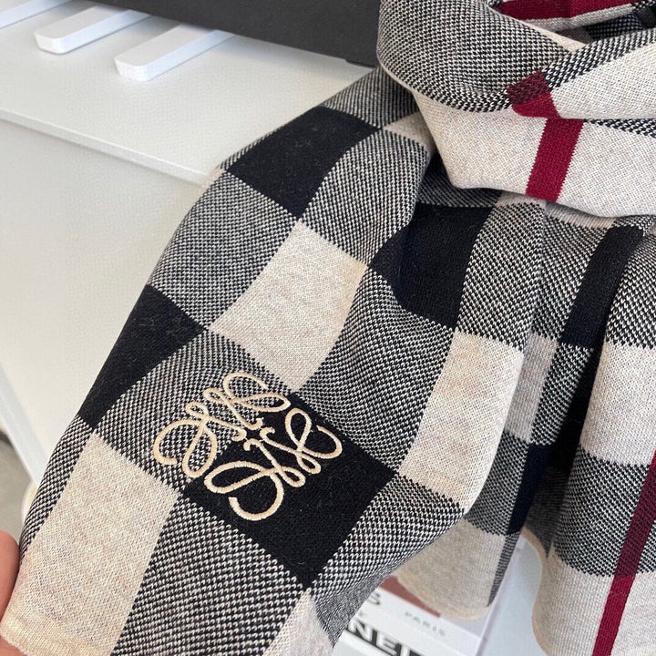 Fashion CC Stamp Knitted Scarf