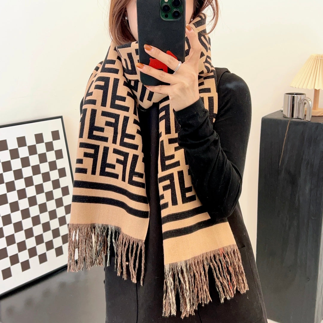 fashion FF extended version of the fall and winter scarf