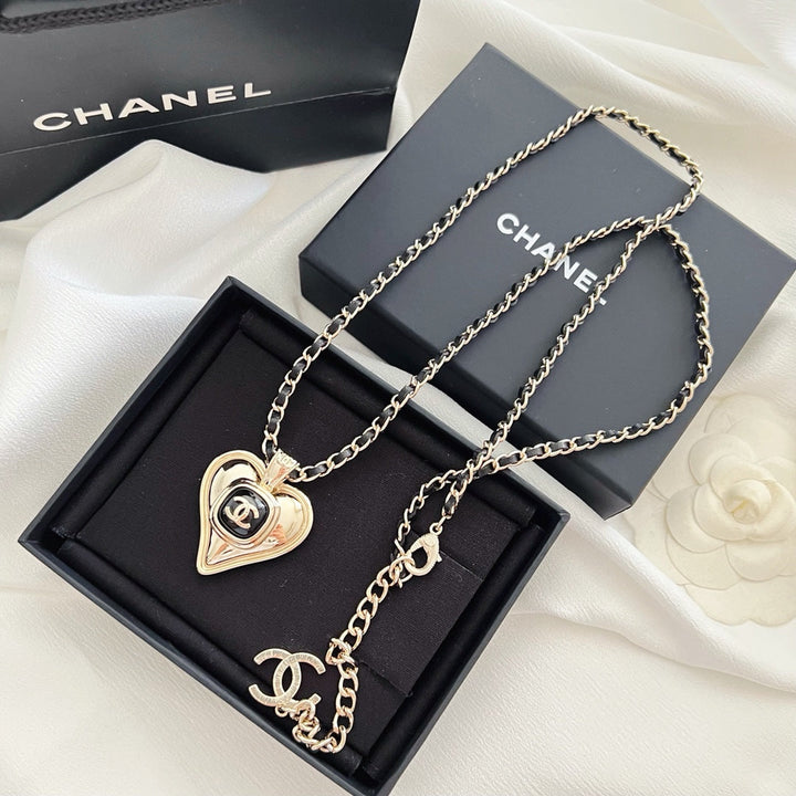 Fashion CC Heart Leather Necklace