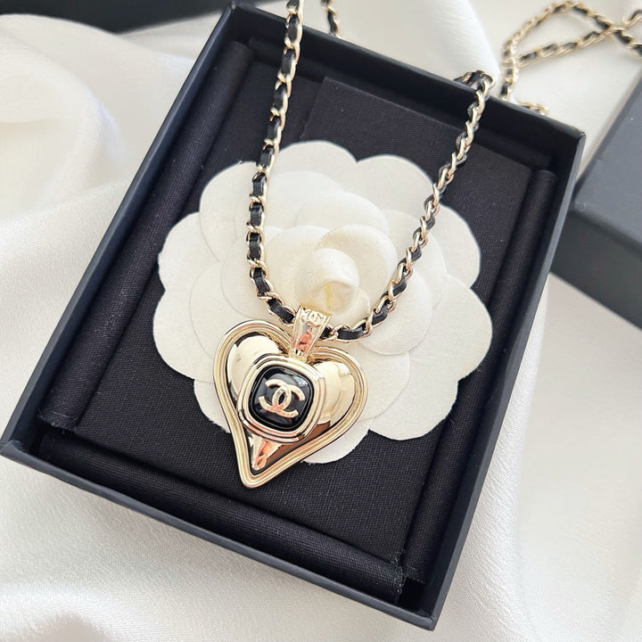 Fashion CC Heart Leather Necklace