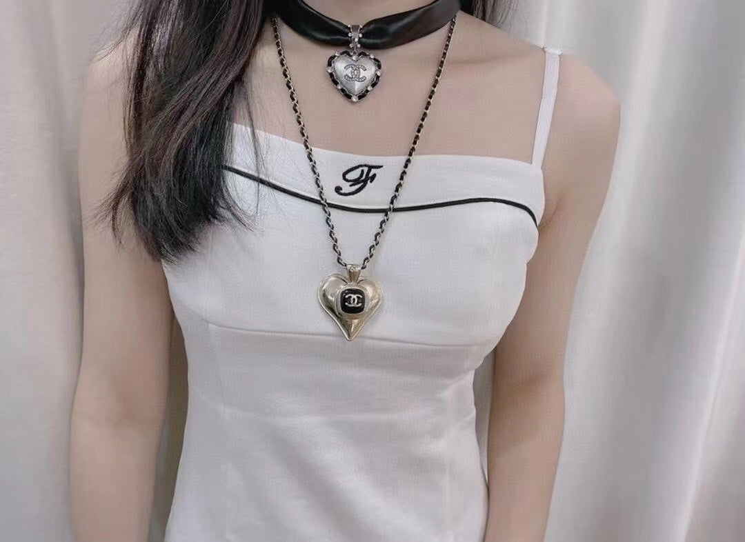 Fashion CC Heart Leather Necklace
