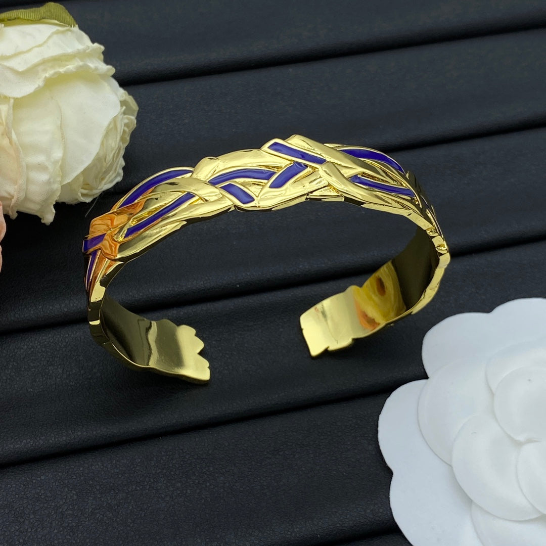 Fashion asymmetric brass bracelet