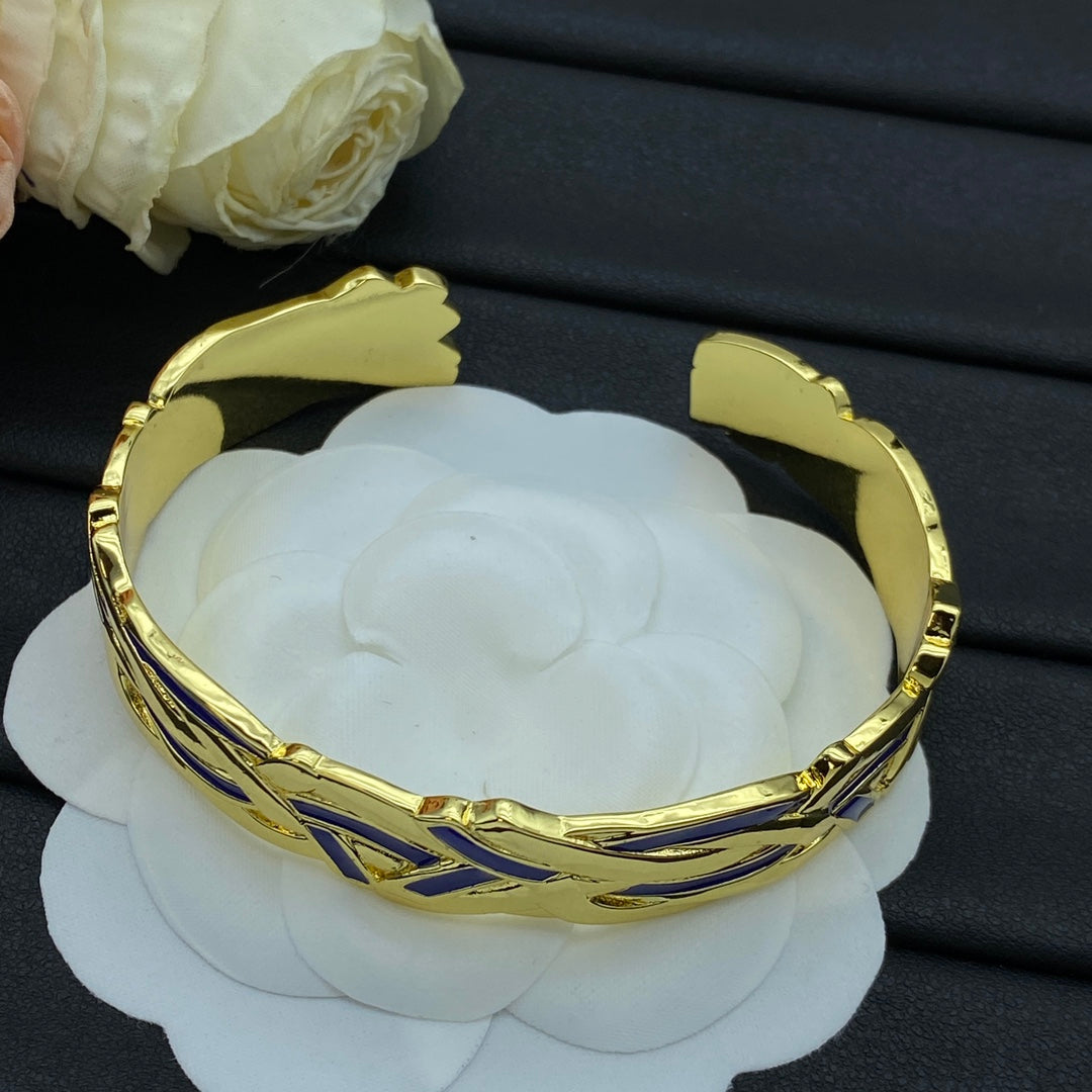 Fashion asymmetric brass bracelet