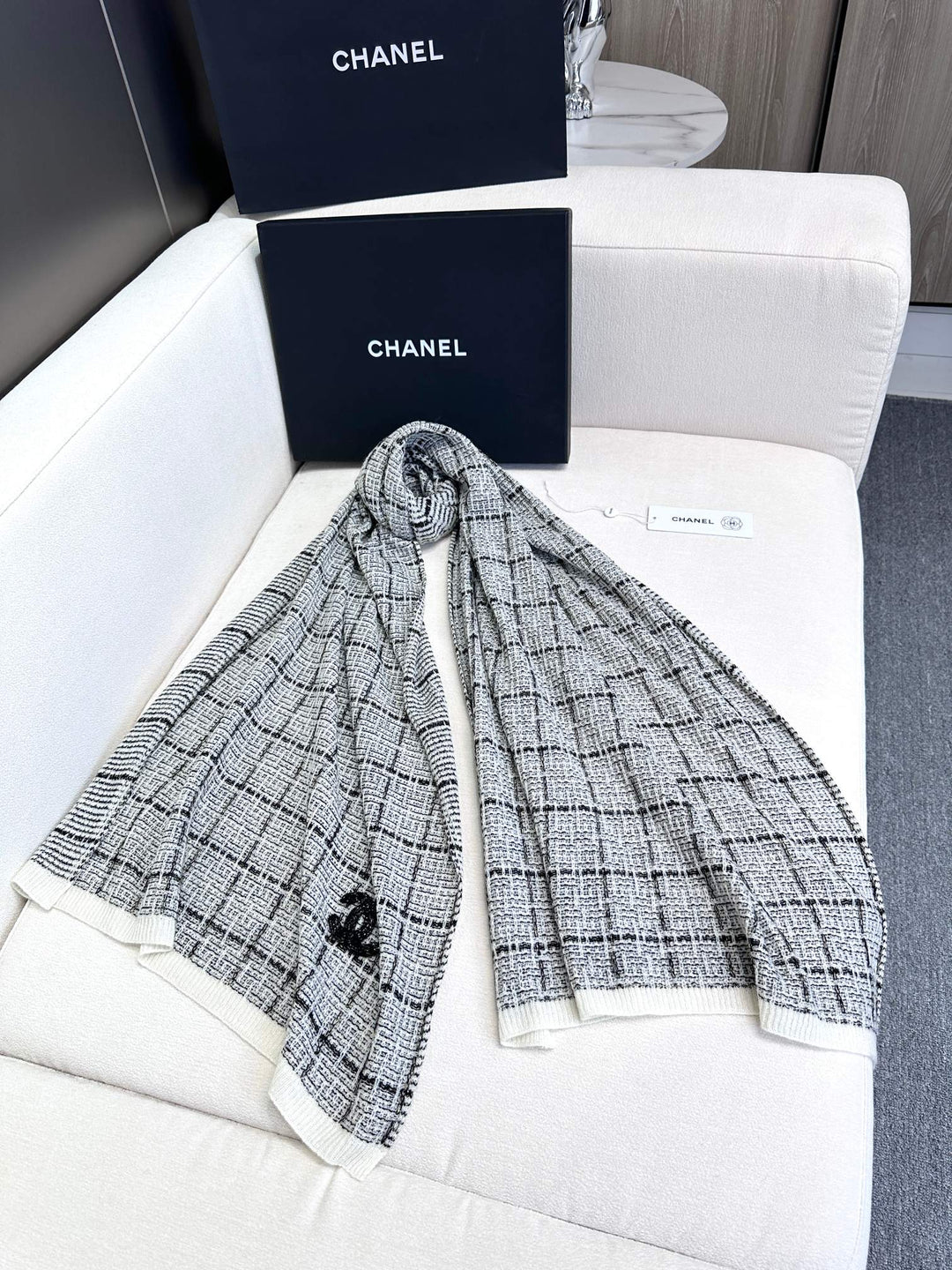 Fashion CC Plaid Stripe Shawl&nbsp;