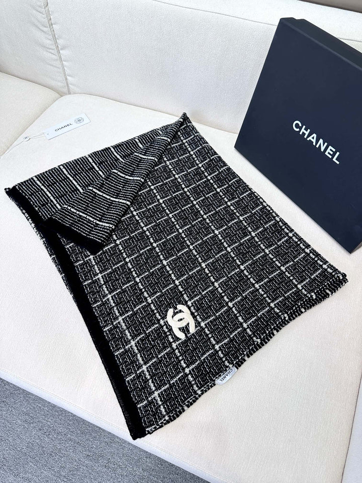 Fashion CC Plaid Stripe Shawl&nbsp;