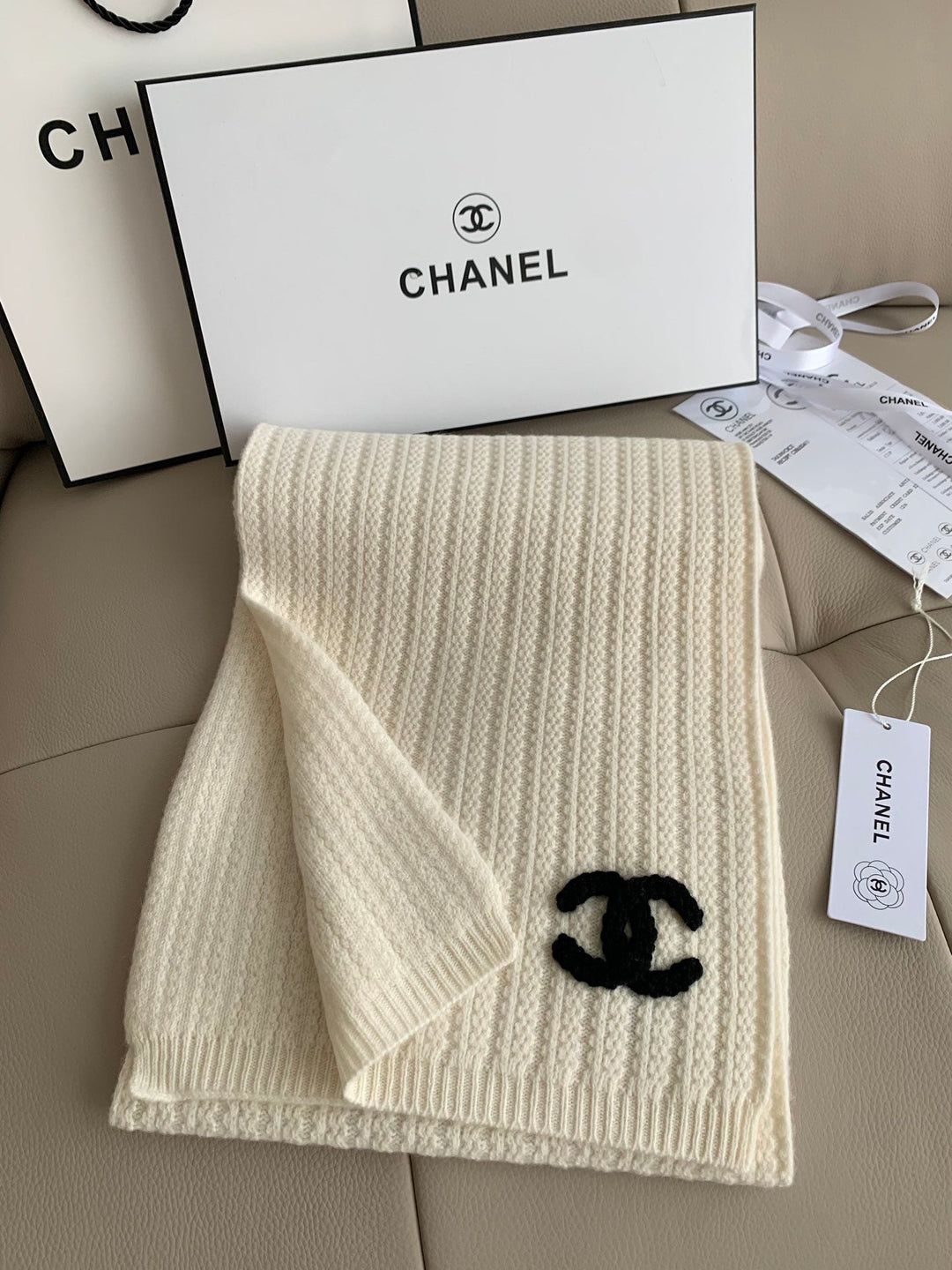 Fashion CC cashmere knitted pineapple pattern fall and winter scarf