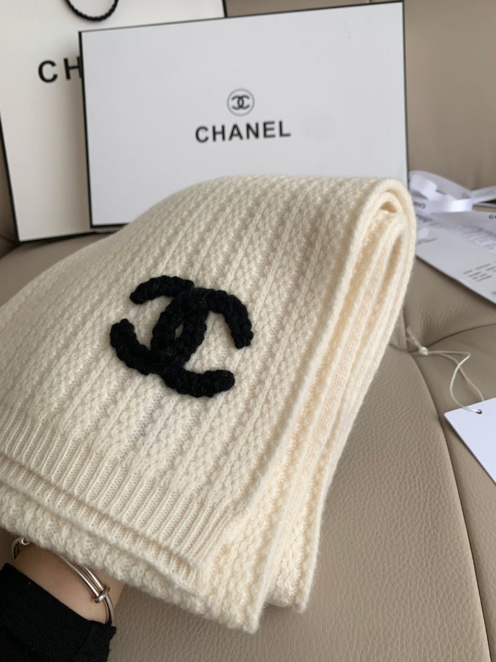 Fashion CC cashmere knitted pineapple pattern fall and winter scarf
