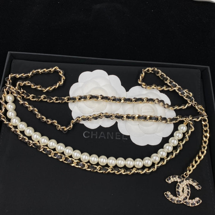 Luxury Leather Pearl Combo Women's Chain Belt
