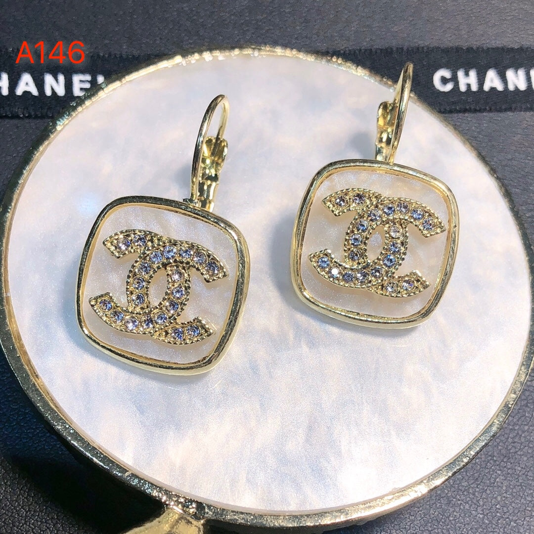 2 color rhinestone earrings
