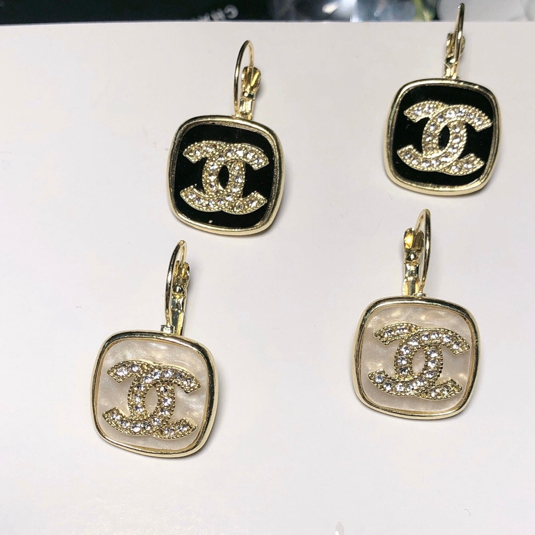 2 color rhinestone earrings
