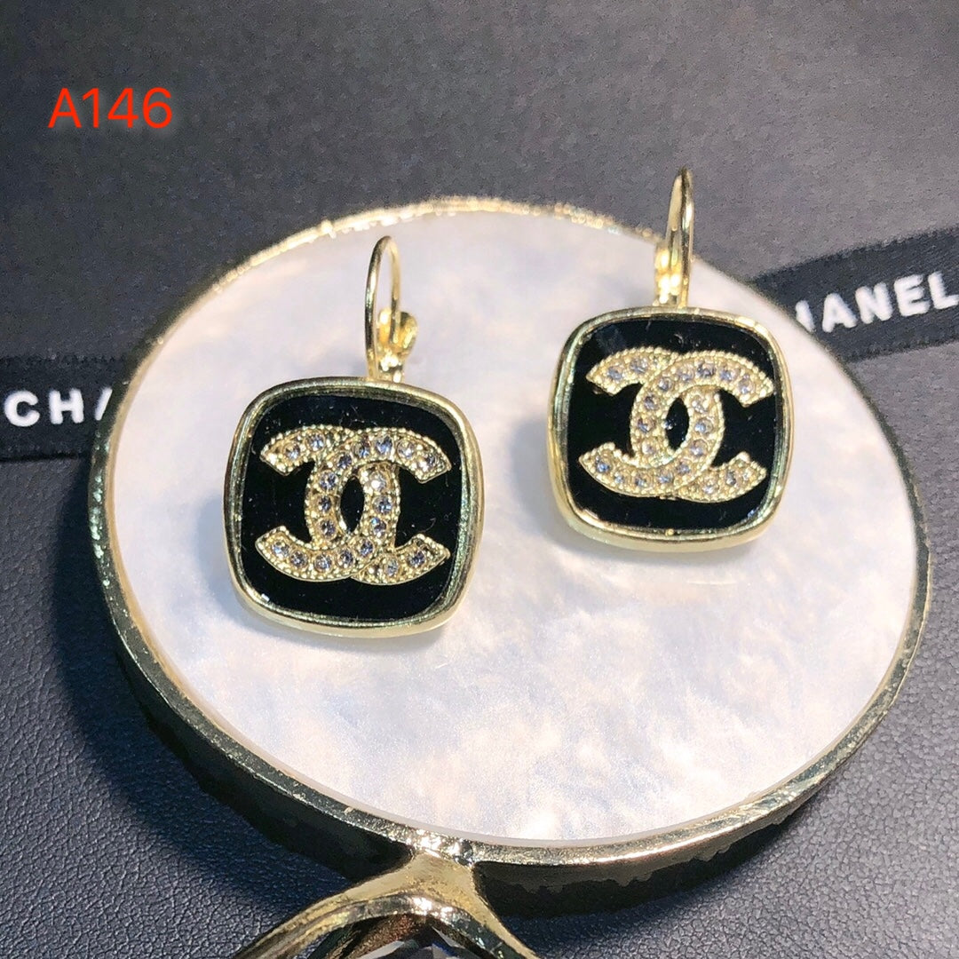 2 color rhinestone earrings