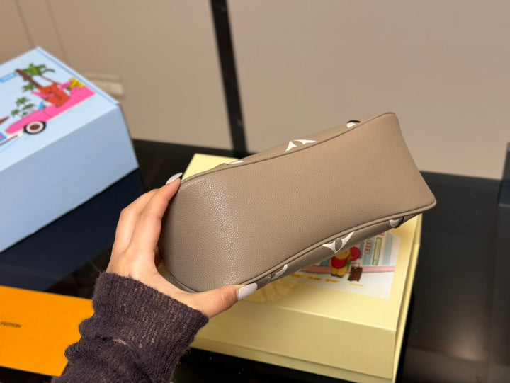 2 Colors - Classic Pattern Gradient Messenger Bag