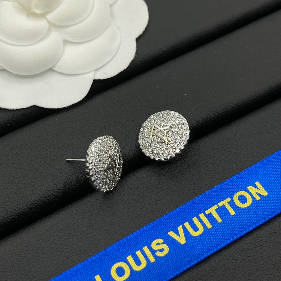 New round full diamond earrings